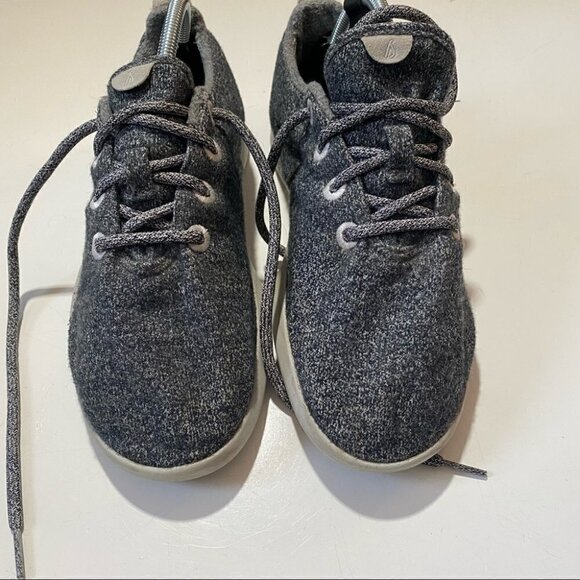 Allbirds Gray Wool Womens Wool Runner Sneakers - Picture 2 of 6